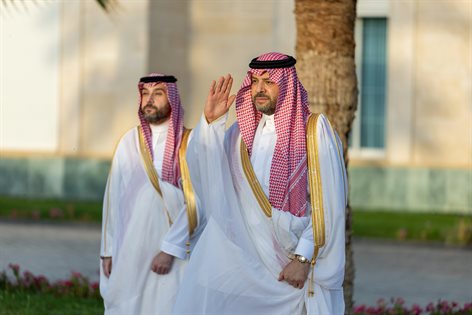 سمو  أمير منطقة الحدود الشمالية وسمو نائبه يشهدان مراسم تحيّة العلم بمناسبة عيد الأضحى المبارك