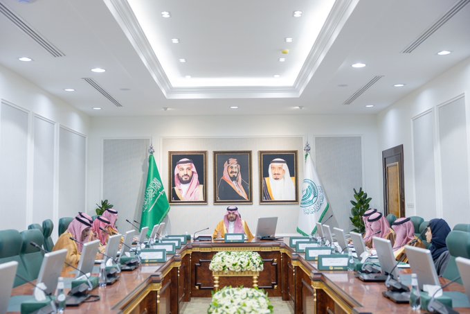 سمو أمير منطقة الحدود الشمالية يرأس الاجتماع الدوري الثاني للوكلاء والمحافظين