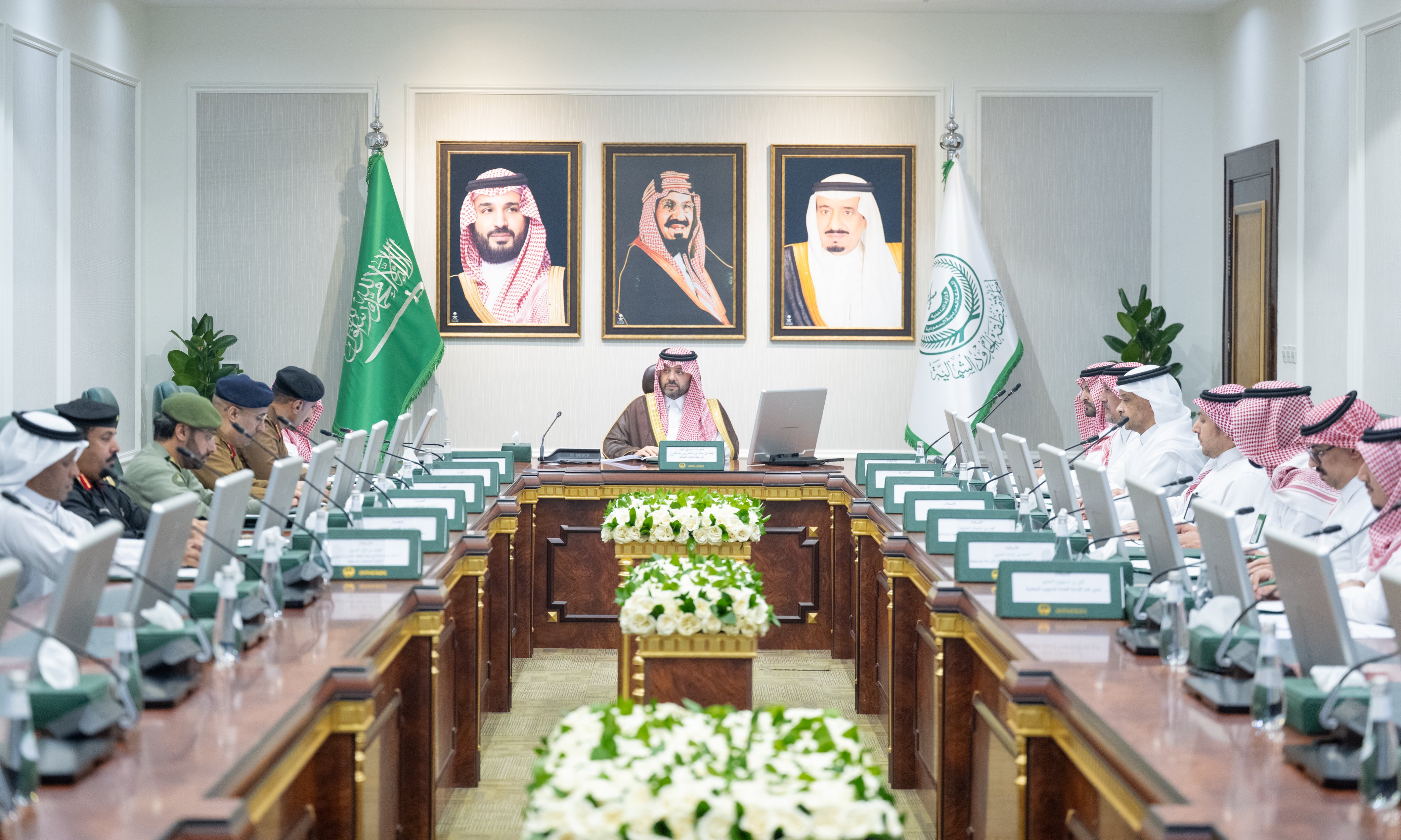 سمو أمير منطقة الحدود الشمالية يرأس اجتماع استعدادات الجهات الحكومية والأمنية لعيد الأضحى المبارك