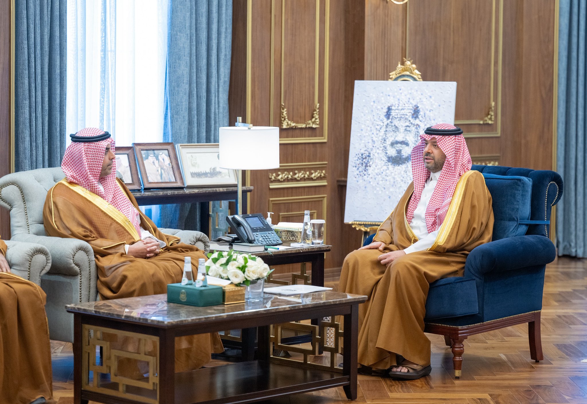 سمو أمير منطقة الحدود الشمالية يستقبل مدير الخطوط الجوية العربية السعودية