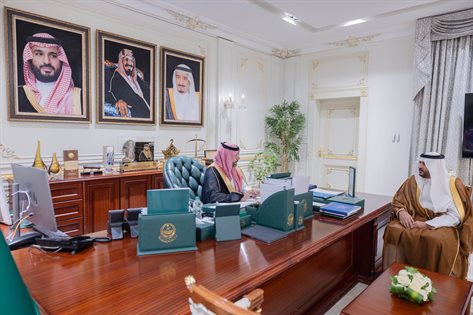سمو نائب أمير منطقة الحدود الشمالية يستقبل مدير المركز الوطني للأرصاد بعرعر