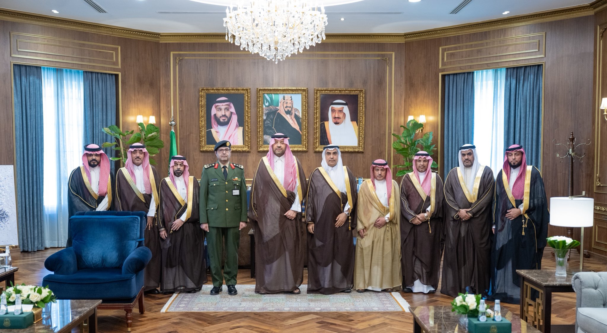 سمو أمير منطقة الحدود الشمالية يستقبل رئيس وأعضاء مجلس إدارة "تراحم" بالمنطقة
