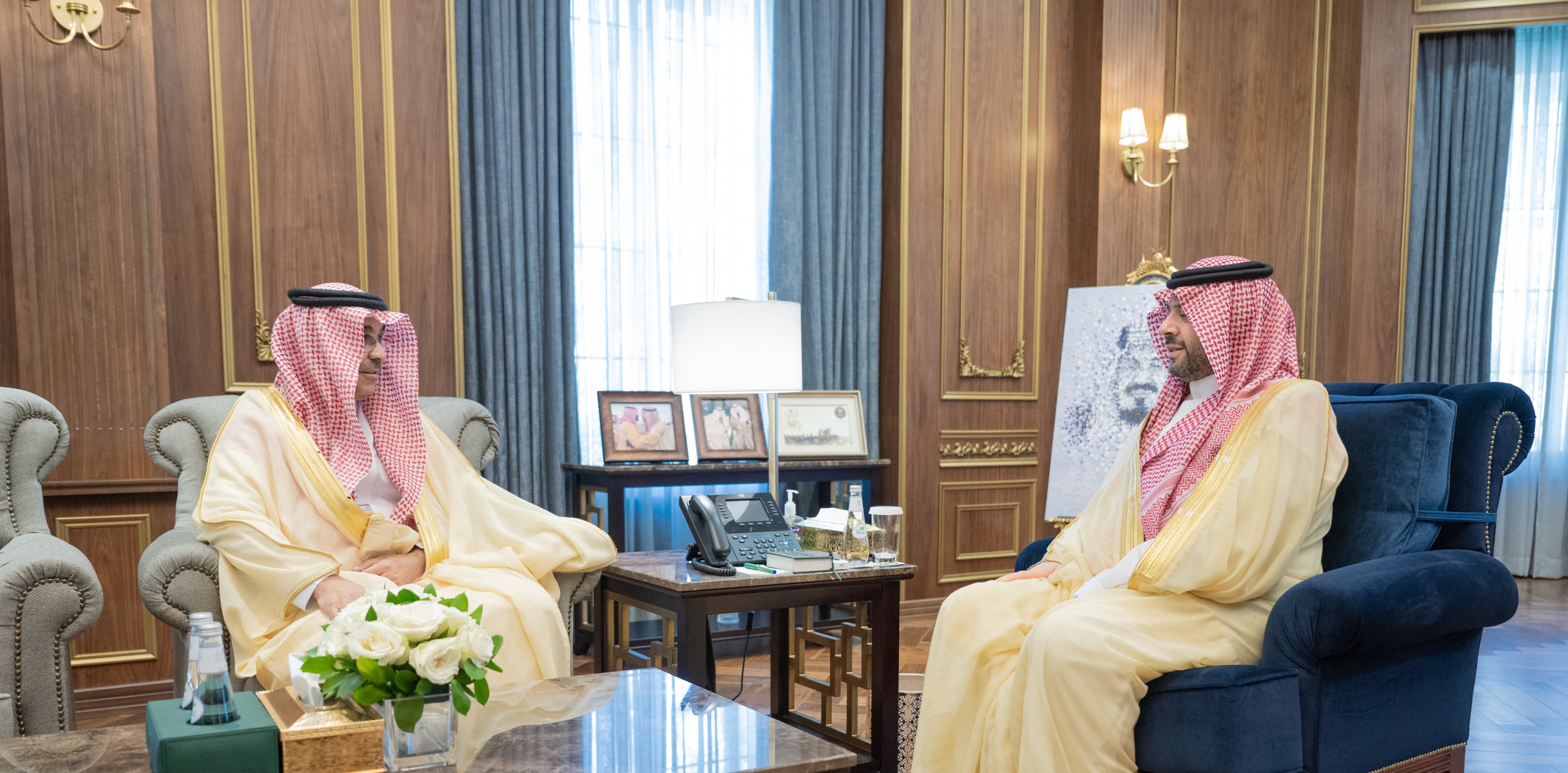 سمو أمير منطقة الحدود الشمالية يستقبل ممثل المركز الوطني لتنمية الغطاء النباتي ومكافحة التصحر بالمنطقة